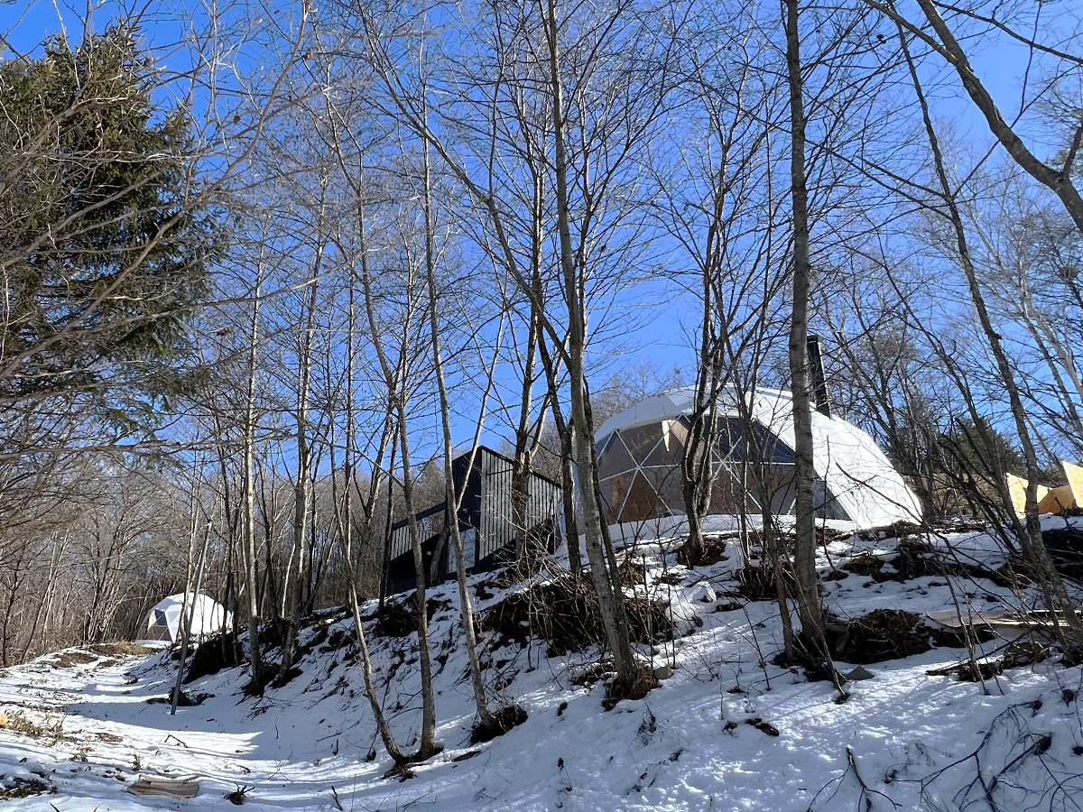 グランピングサイトのテント紹介