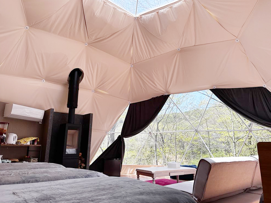 グランピングサイトのテント紹介